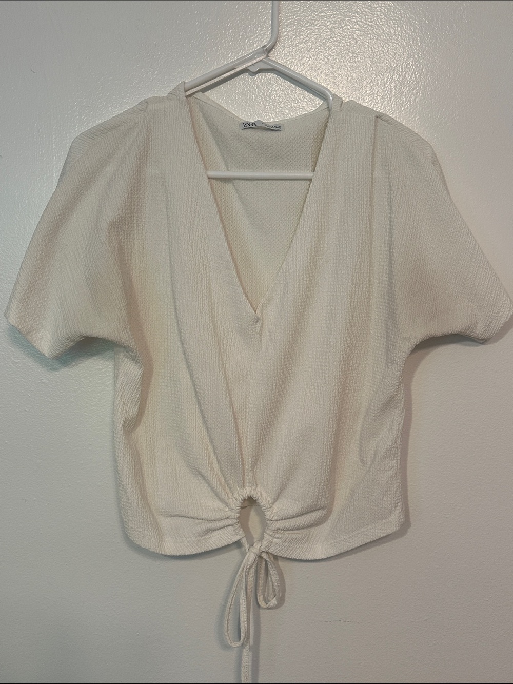 Zara White Tie-Front Textured V-Neck Top
